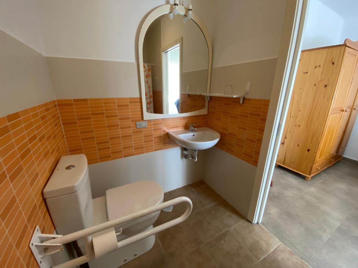 Apartamentos Sinas Playa 락소 외부 사진