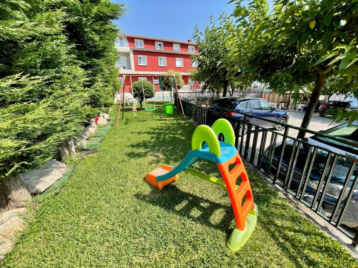 Apartamentos Sinas Playa 락소 외부 사진