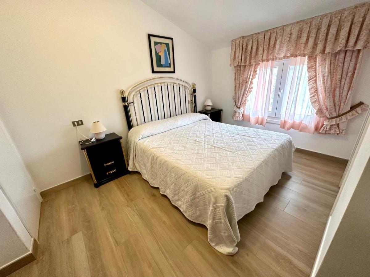 Apartamentos Sinas Playa 락소 외부 사진